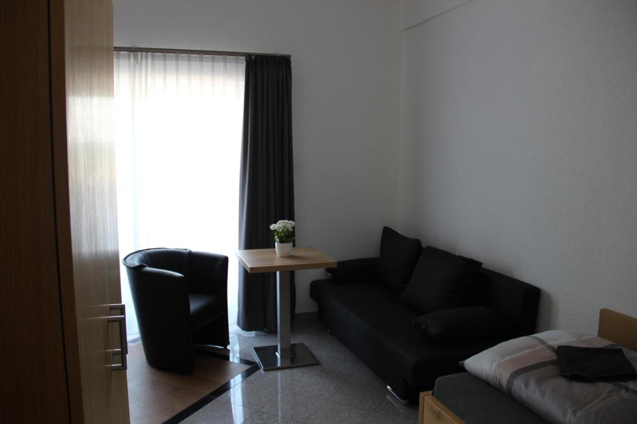 Zum Kreuzritter Aparthotel Wuestenrot Екстериор снимка